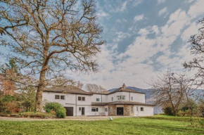 Loch Ness Mansion